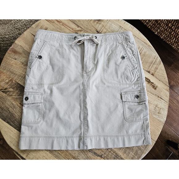 L.L Bean Khaki Cargo Favorite Fit Skirt Women's 10 Hiking Outdoors Camping - Picture 1 of 9